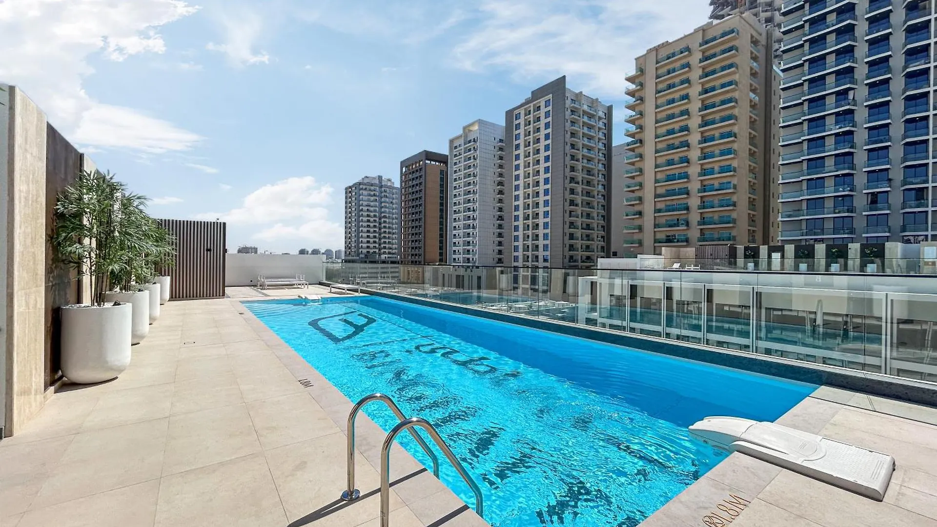 Exquisite Brand New Home In The Heart Of Jvc Dubai United Arab Emirates