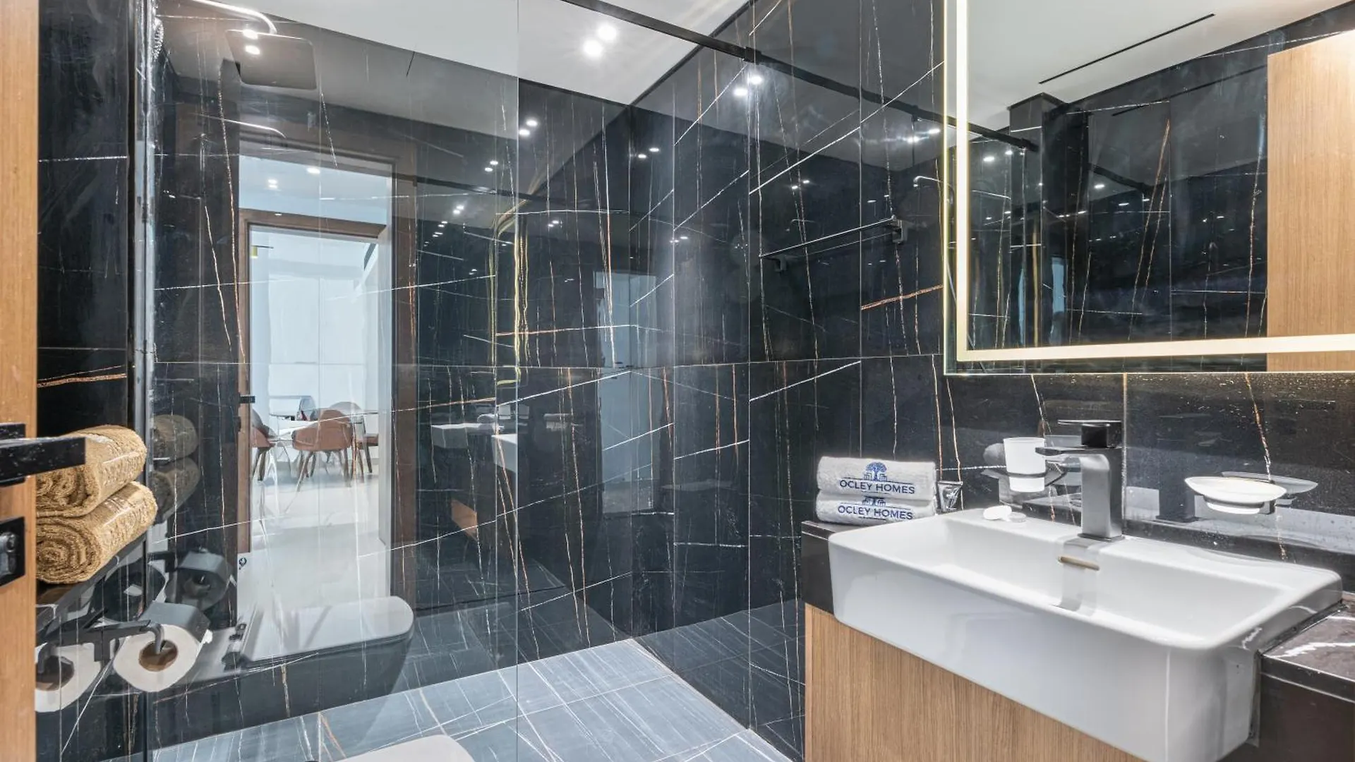 아파트 Exquisite Brand New Home In The Heart Of Jvc 두바이 아랍에미리트