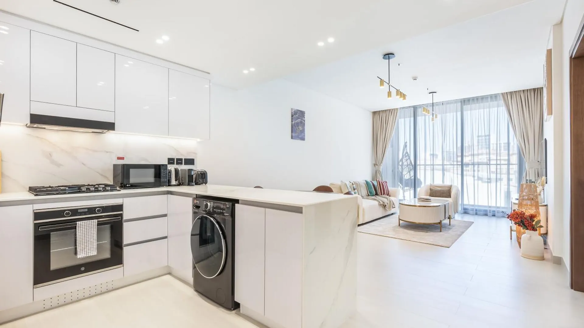 Exquisite Brand New Home In The Heart Of Jvc 두바이 아랍에미리트