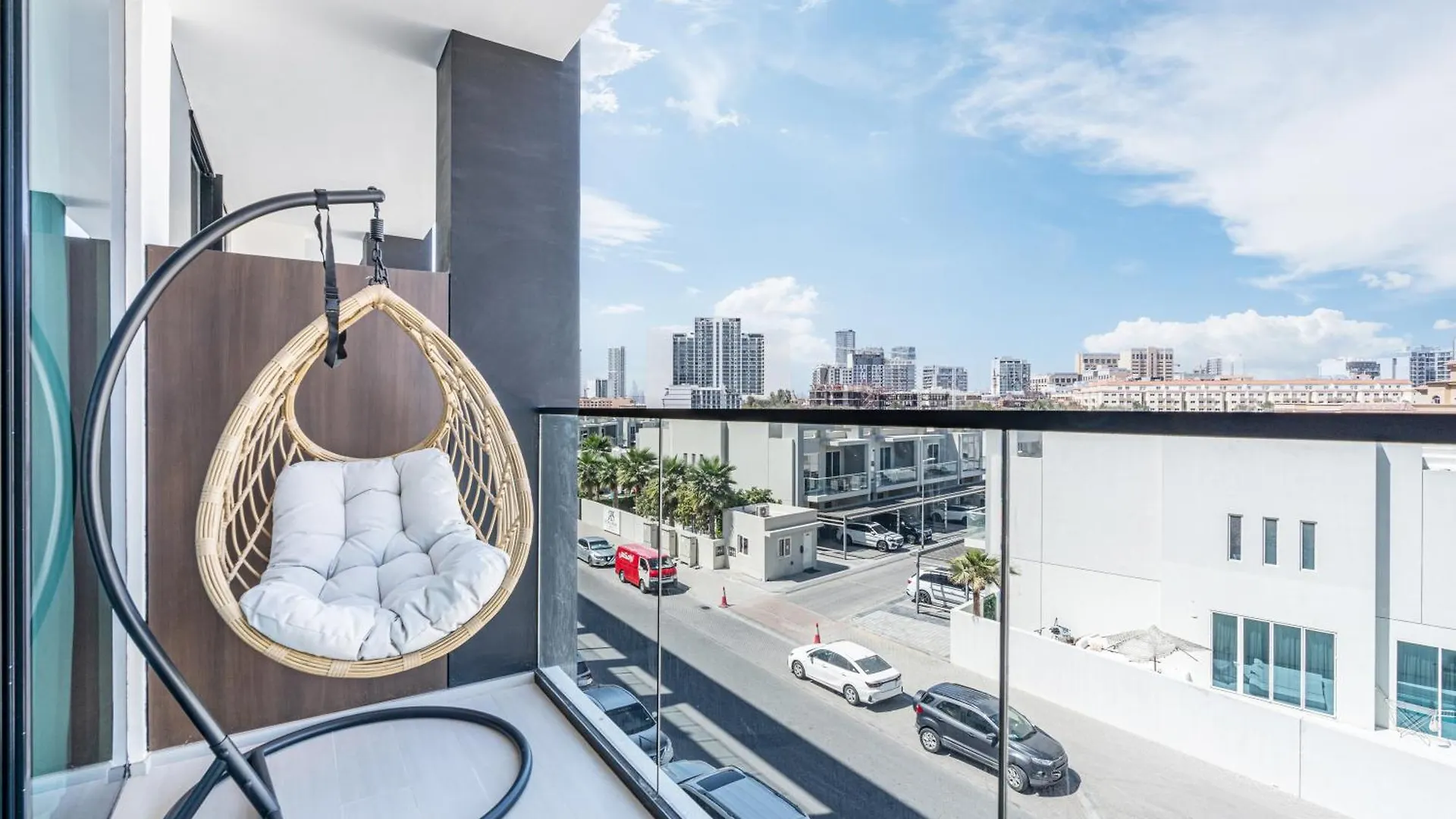 Exquisite Brand New Home In The Heart Of Jvc Dubai 0*,